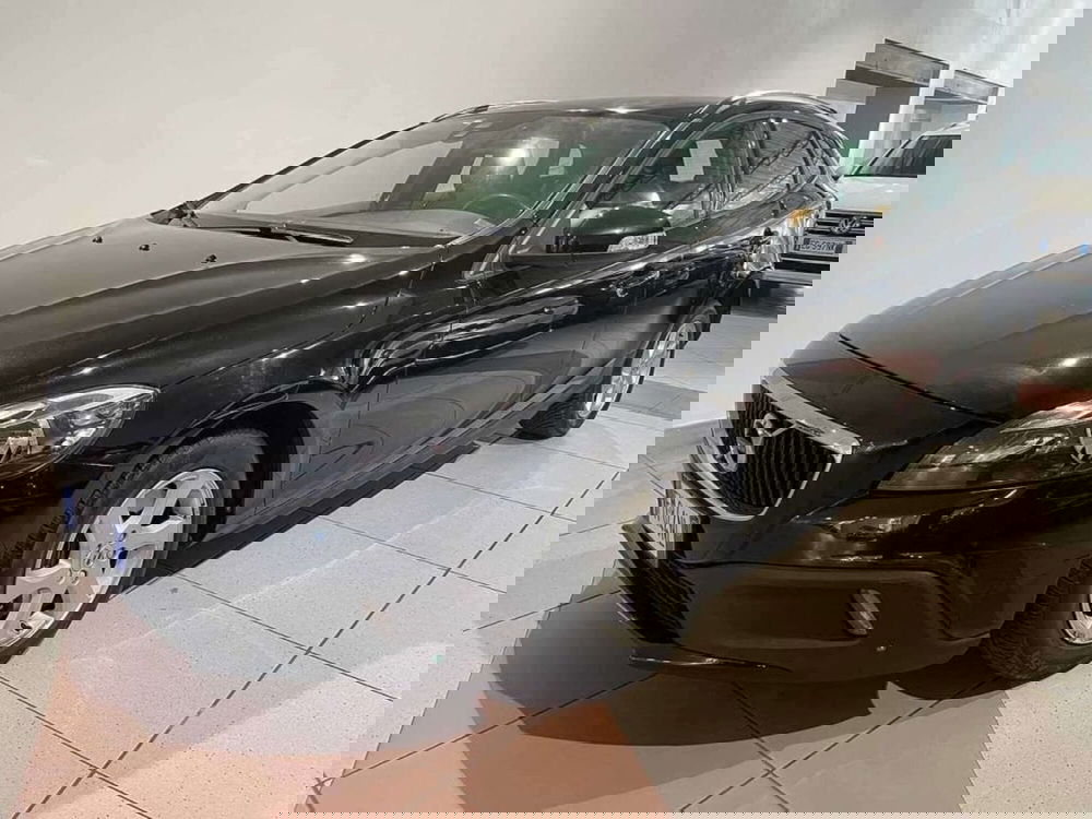 Volvo V40 Cross Country usata a Genova