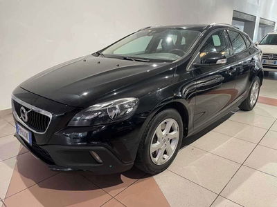 Volvo V40 Cross Country D2 1.6 Kinetic del 2018 usata a Genova