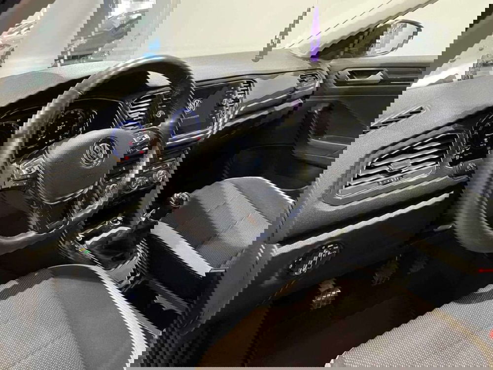 Volkswagen T-Roc usata a Genova (8)