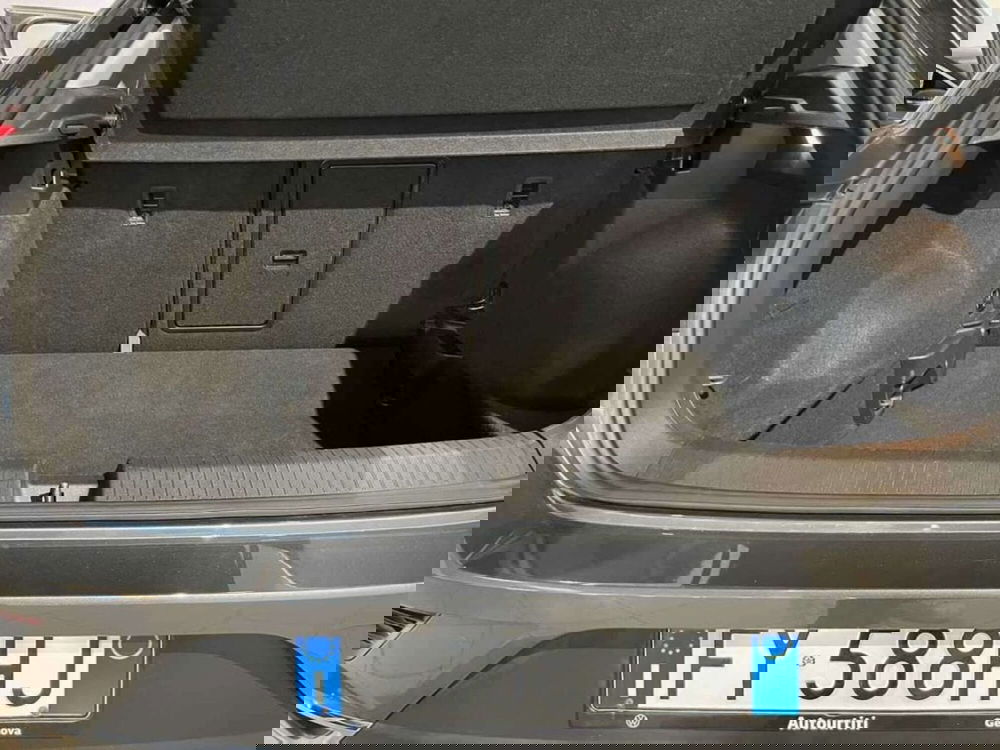 Volkswagen T-Roc usata a Genova (9)