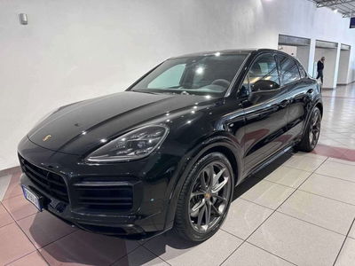 Porsche Cayenne Coup&eacute; 3.0 V6 del 2019 usata a Genova