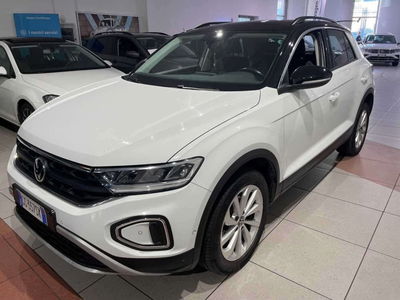 Volkswagen T-Roc 1.0 TSI Life del 2022 usata a Genova