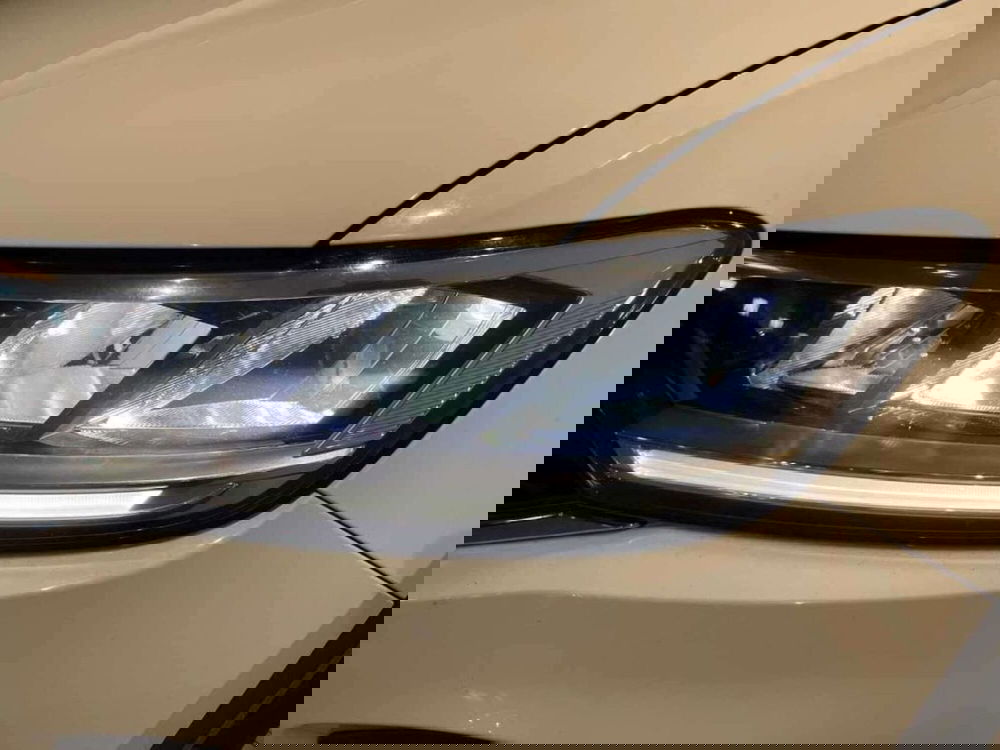 Volkswagen T-Roc usata a Genova (15)