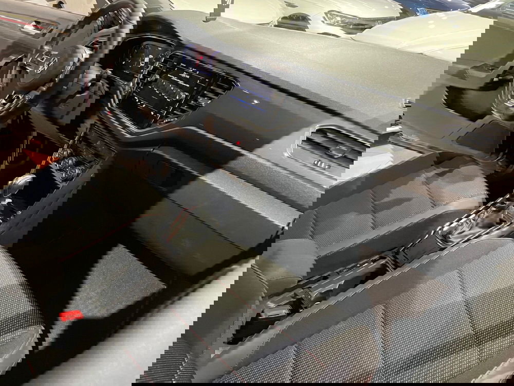 Volkswagen T-Roc usata a Genova (11)