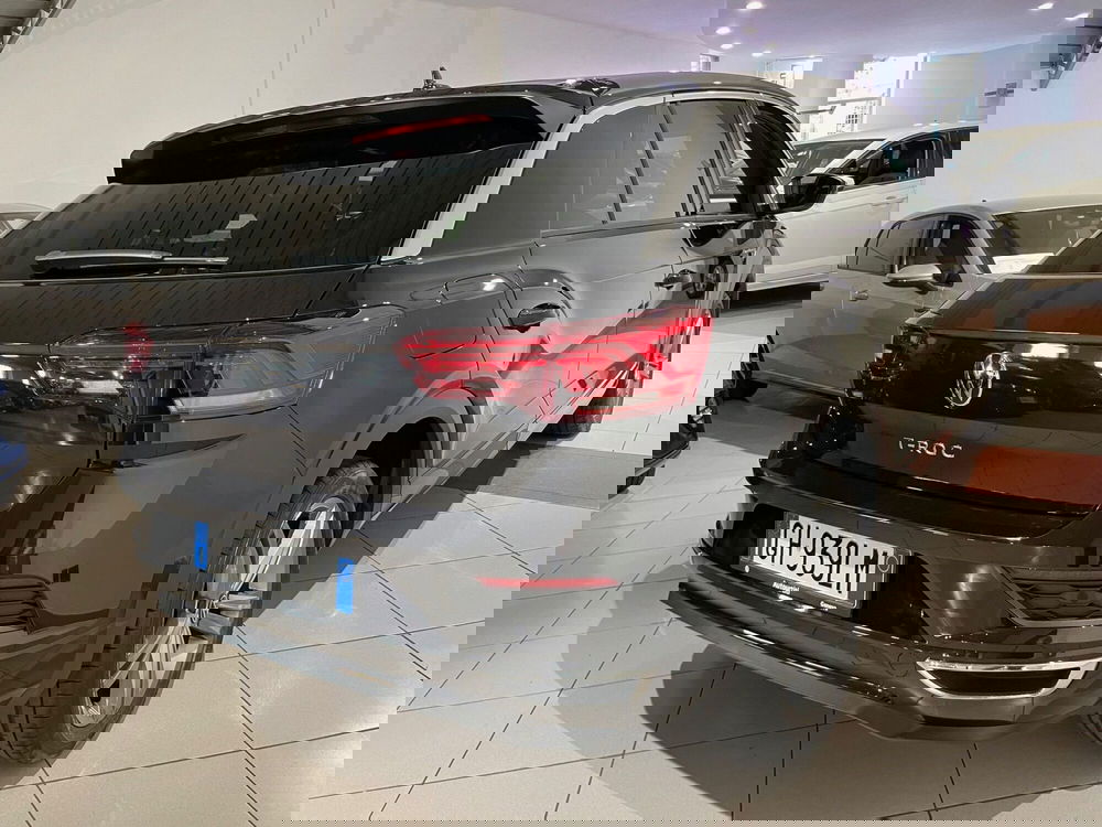 Volkswagen T-Roc usata a Genova (4)