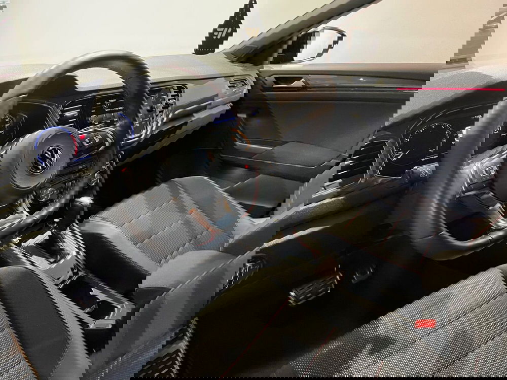 Volkswagen T-Roc usata a Genova (7)