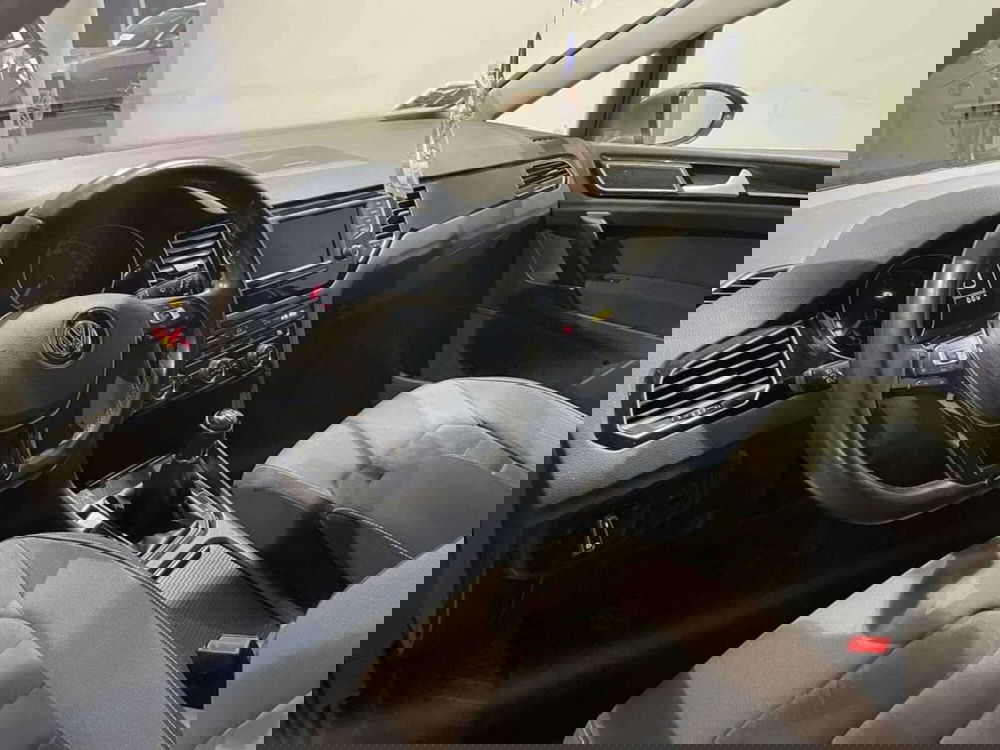 Volkswagen Golf usata a Genova (8)