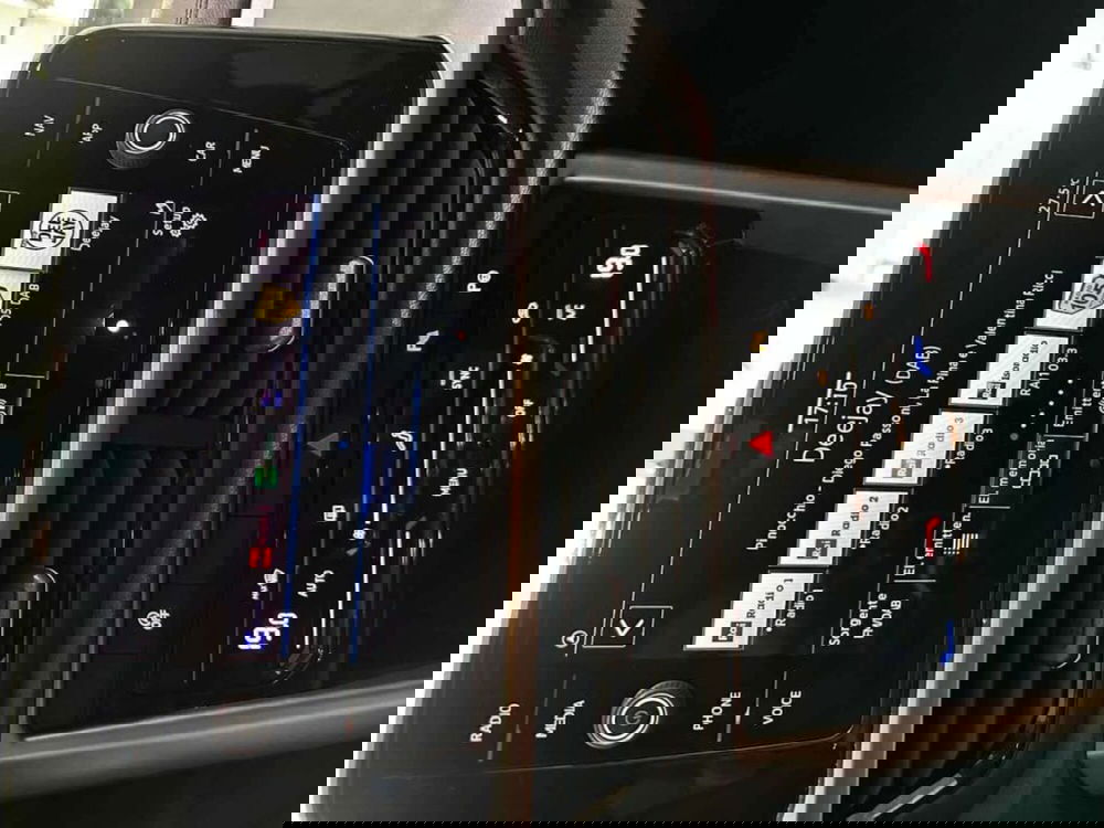 Volkswagen T-Roc usata a Genova (13)