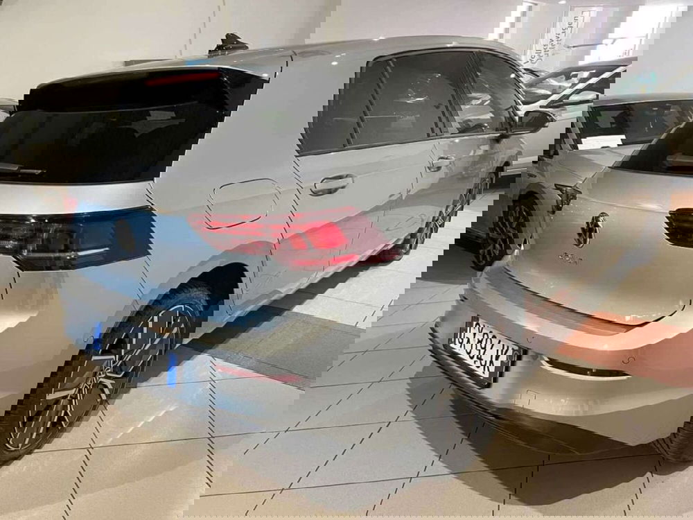 Volkswagen Golf usata a Genova (6)