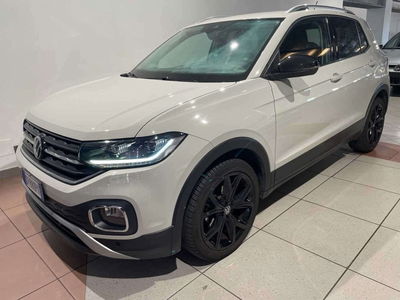 Volkswagen T-Cross 1.0 TSI 110 CV DSG Advanced del 2023 usata a Genova