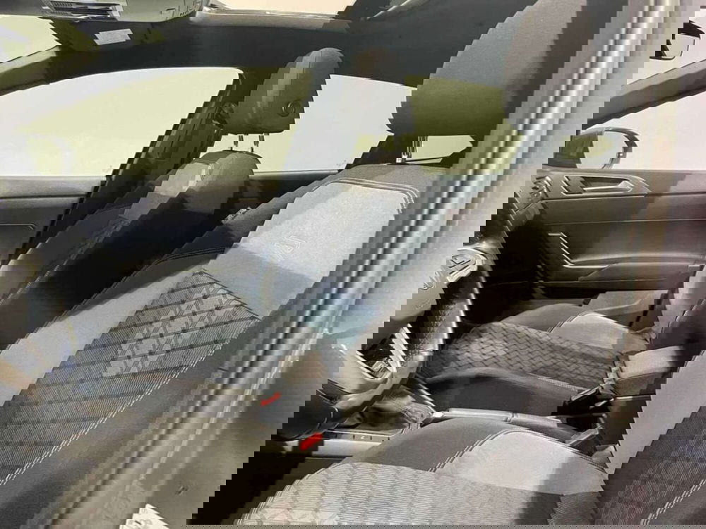 Volkswagen Taigo usata a Genova (9)