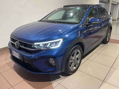 Volkswagen Taigo 1.0 TSI 110 CV DSG R-Line del 2022 usata a Genova