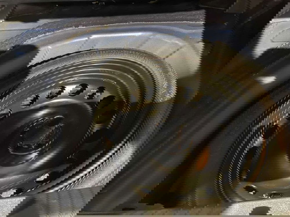 Volkswagen Taigo usata a Genova (9)