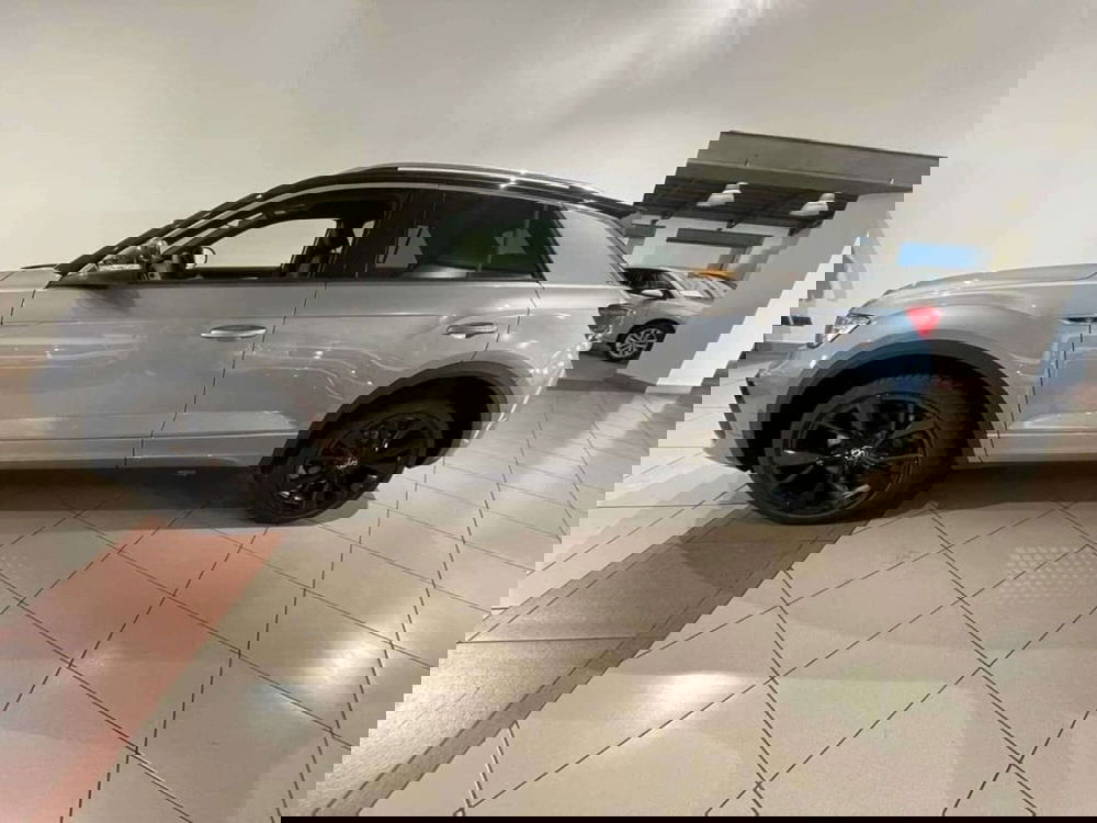 Volkswagen T-Roc nuova a Genova (2)