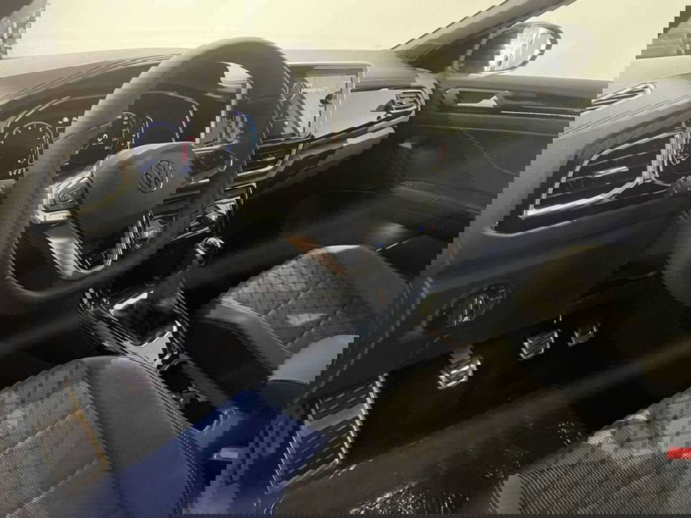 Volkswagen T-Roc nuova a Genova (8)