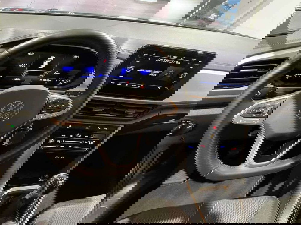 Volkswagen T-Roc usata a Genova (11)
