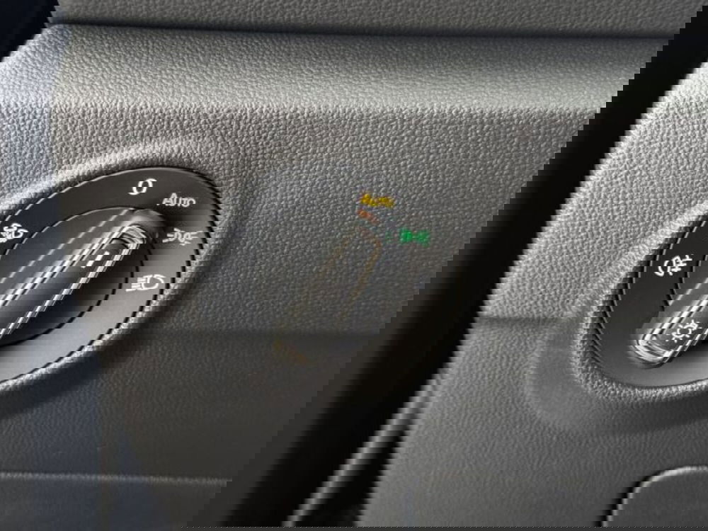 Volkswagen T-Roc nuova a Vicenza (13)