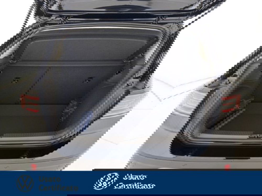 Volkswagen T-Cross nuova a Vicenza (10)