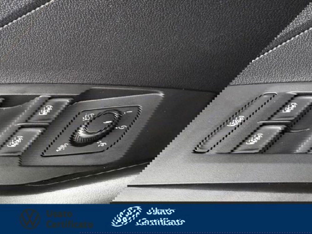 Volkswagen T-Cross nuova a Vicenza (11)