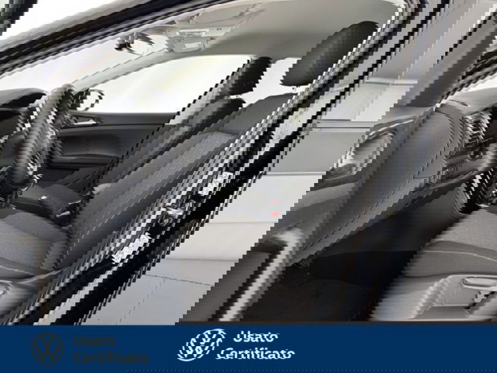 Volkswagen T-Cross nuova a Vicenza (7)