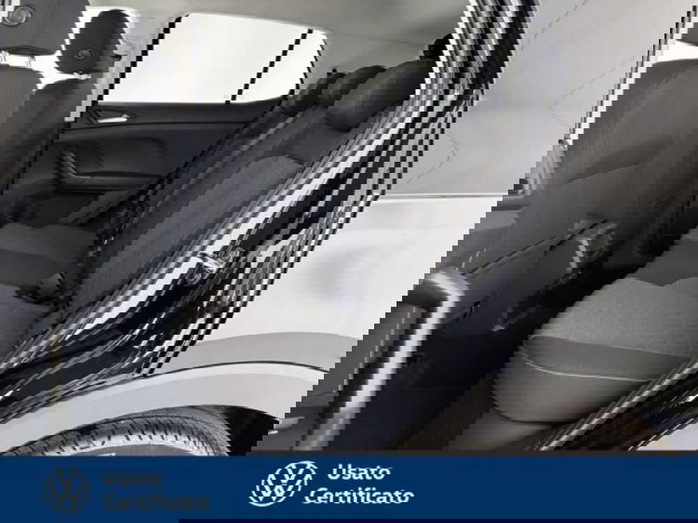 Volkswagen T-Cross nuova a Vicenza (9)