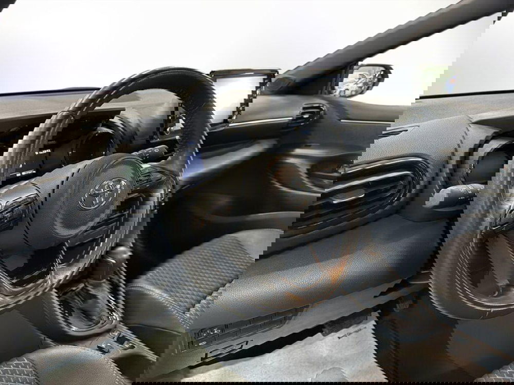 Toyota Yaris Cross usata a Monza e Brianza (11)