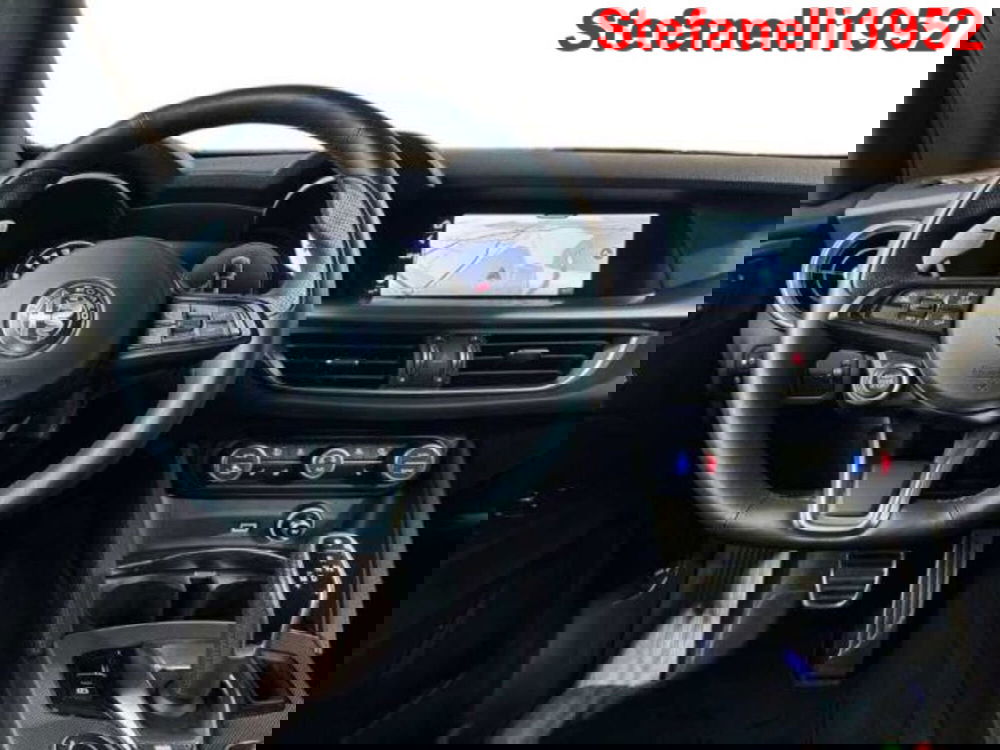 Alfa Romeo Stelvio usata a Bologna (14)