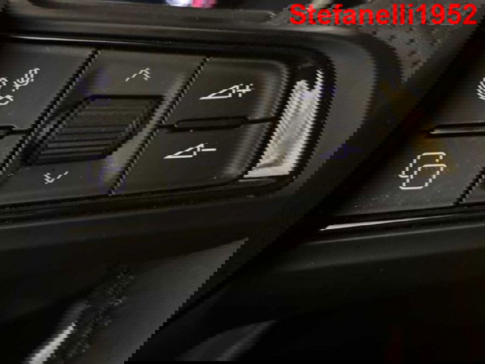 Alfa Romeo Stelvio usata a Bologna (19)