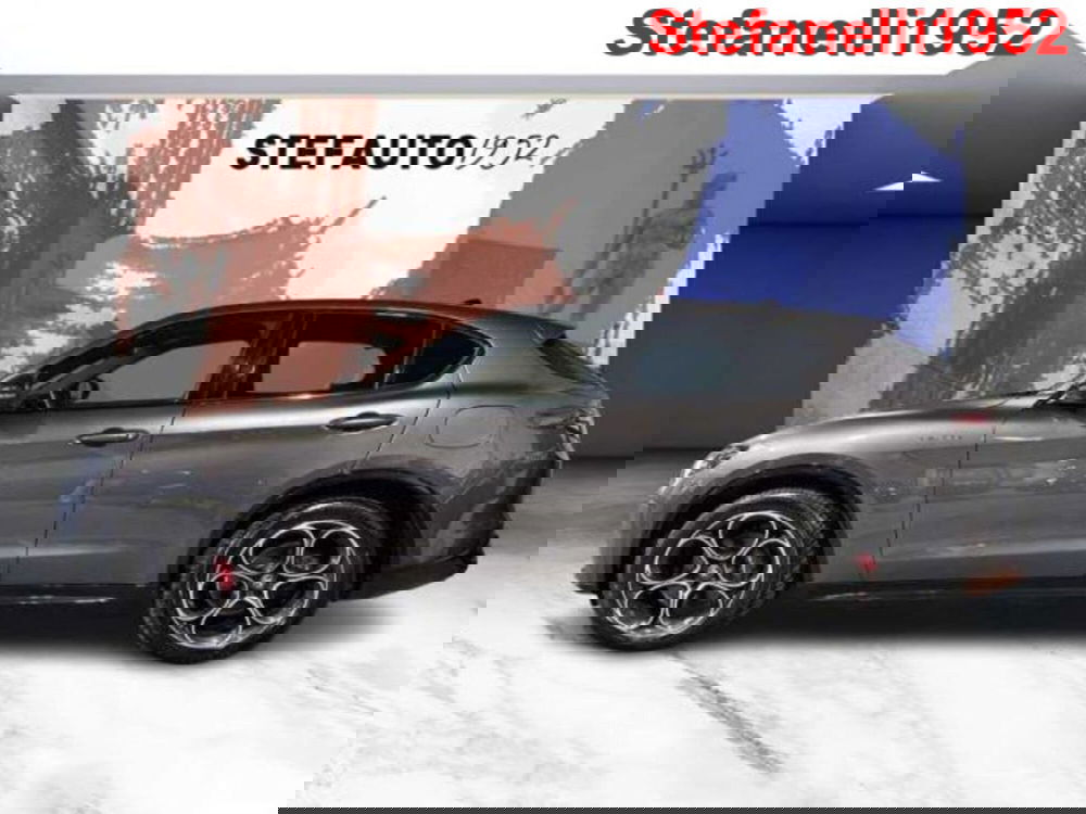 Alfa Romeo Stelvio usata a Bologna (4)