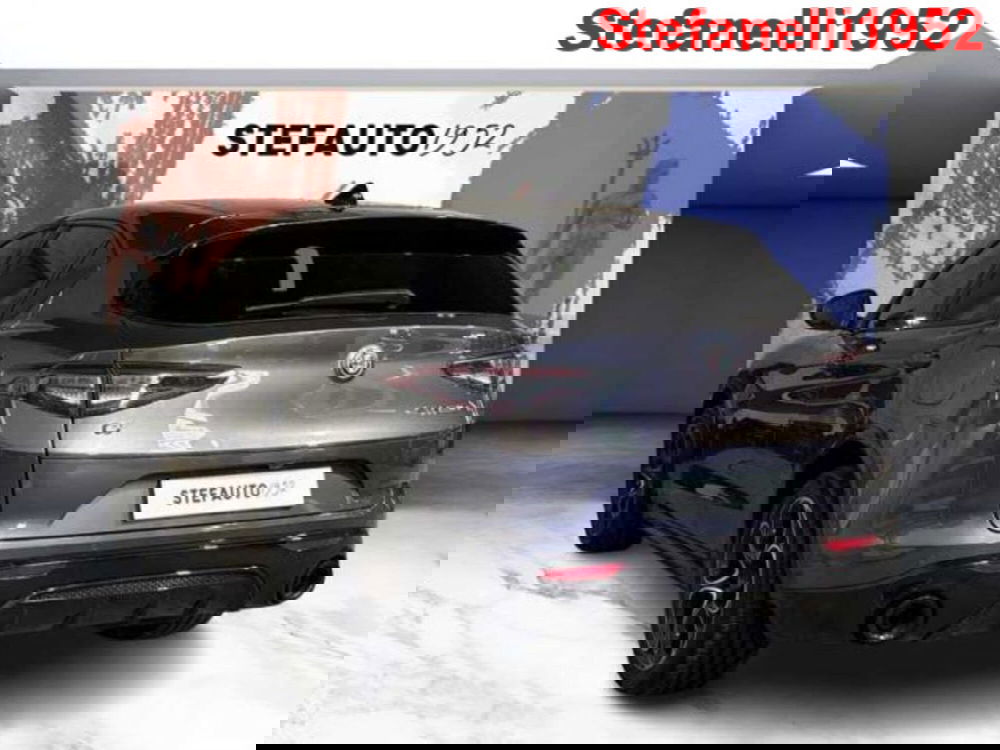 Alfa Romeo Stelvio usata a Bologna (5)