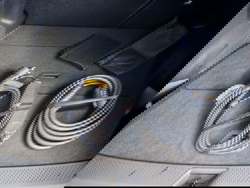 Nissan Ariya nuova a Lucca (14)