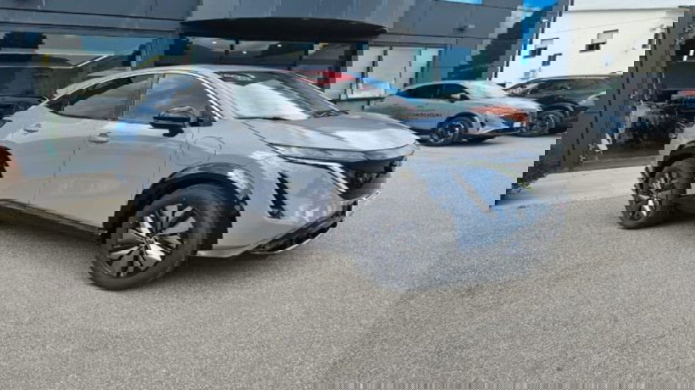 Nissan Ariya nuova a Lucca (2)