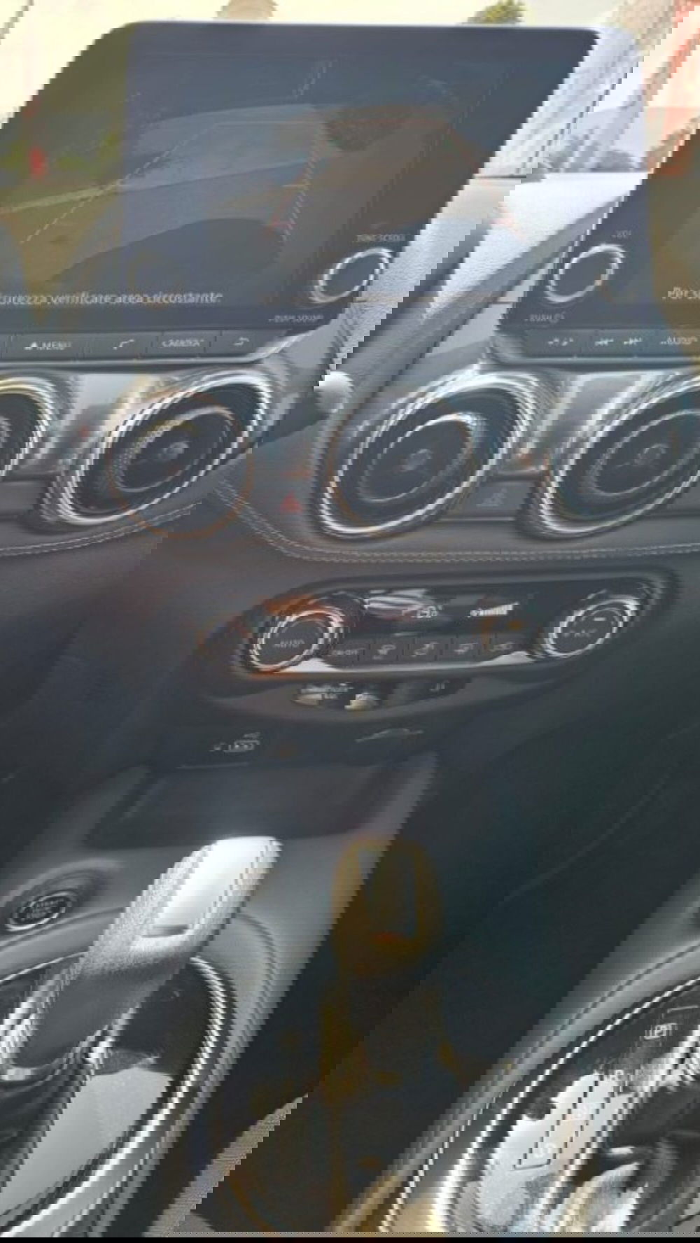 Nissan Juke usata a Lucca (14)