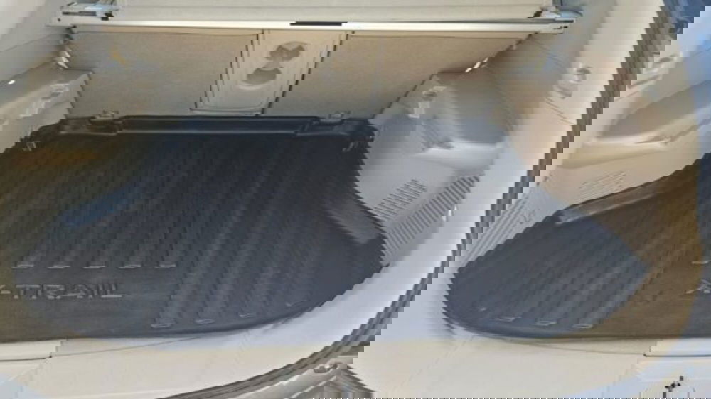 Nissan X-Trail usata a Lucca (17)