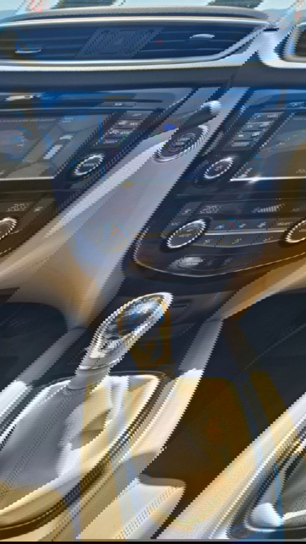 Nissan X-Trail usata a Lucca (9)