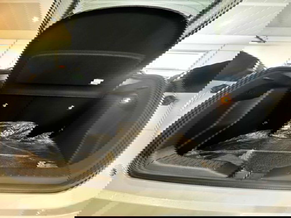 Toyota Toyota C-HR usata a Sassari (12)