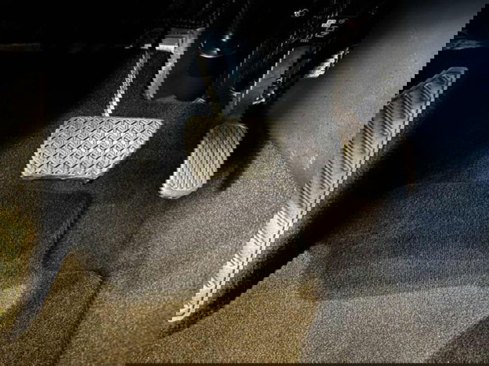 Toyota Toyota C-HR usata a Sassari (19)