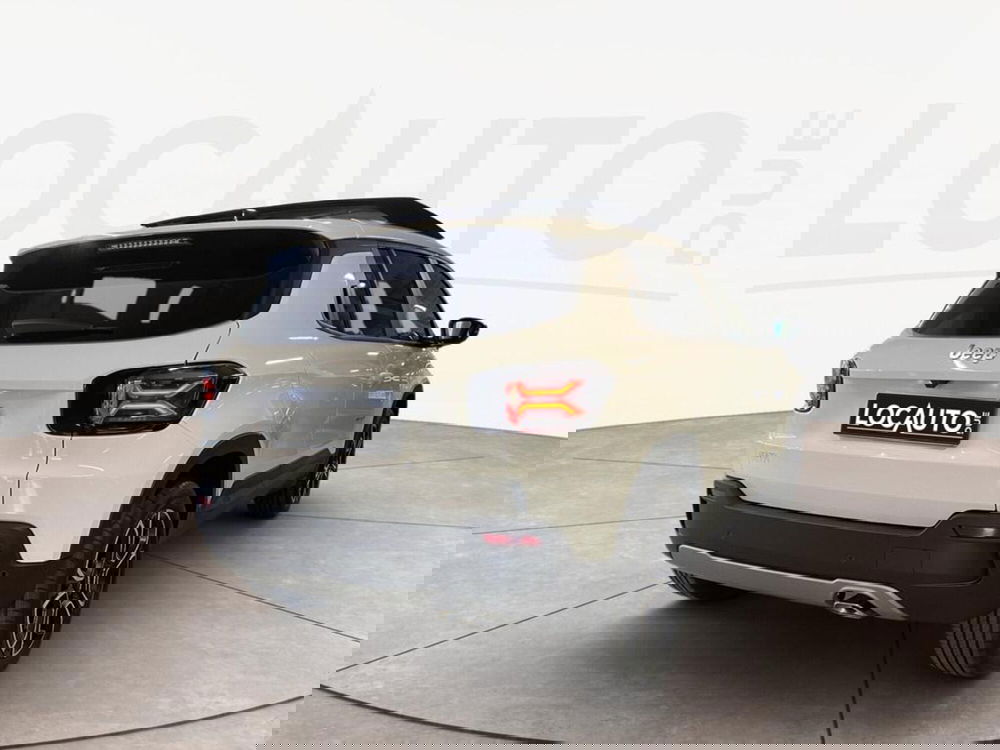 Jeep Avenger nuova a Torino (4)