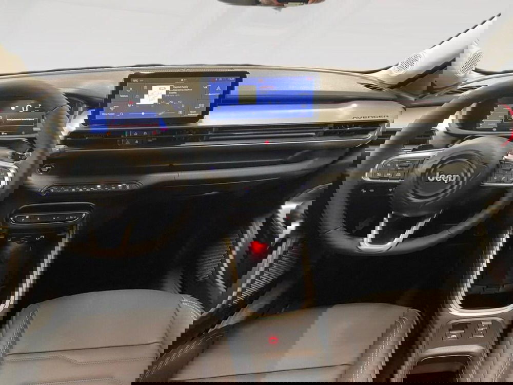 Jeep Avenger nuova a Torino (6)