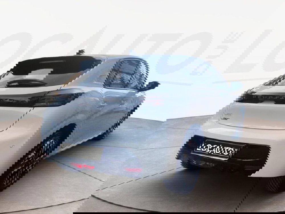 Peugeot 208 nuova a Torino (4)