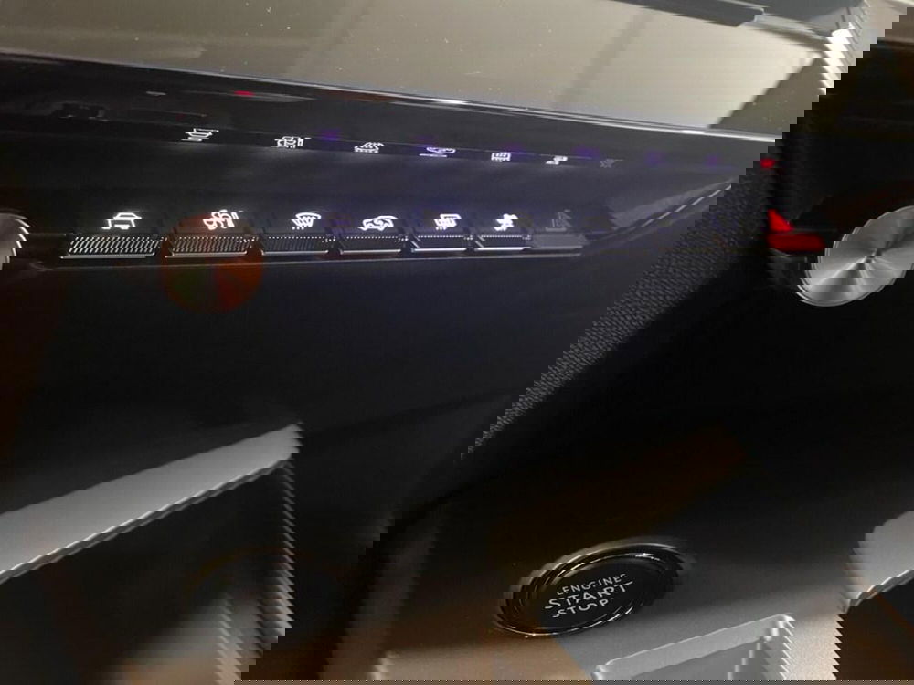 Peugeot 408 nuova a Torino (11)