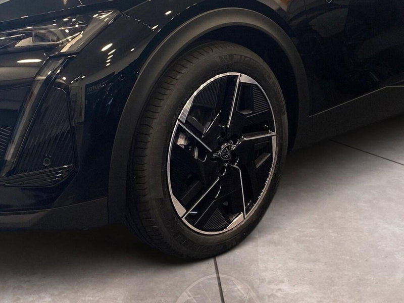 Peugeot 408 nuova a Torino (15)