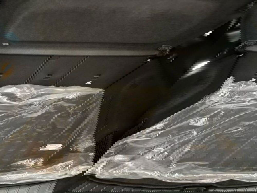 Mercedes-Benz GLA SUV usata a Avellino (8)