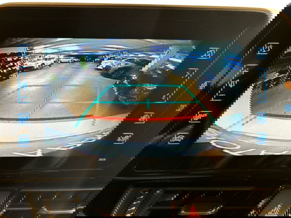 Toyota Toyota C-HR usata a Lecco (14)