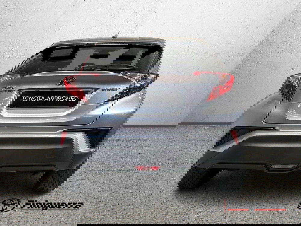 Toyota Toyota C-HR usata a Lecco (4)
