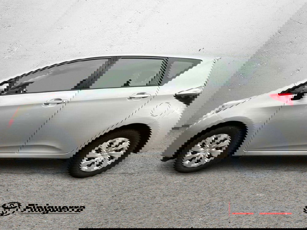 Toyota Verso-S usata a Sondrio (6)