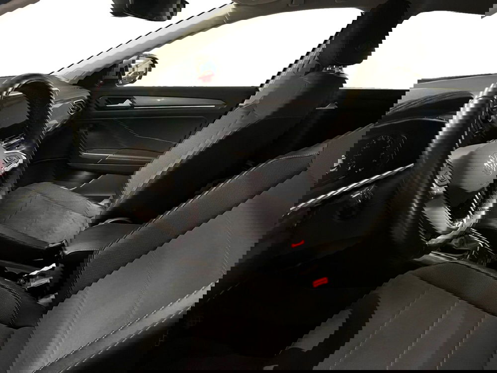 Volkswagen T-Roc usata a Modena (9)