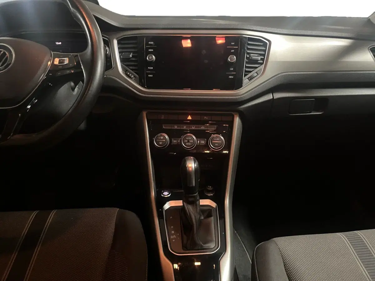Volkswagen T-Roc usata a Modena (11)