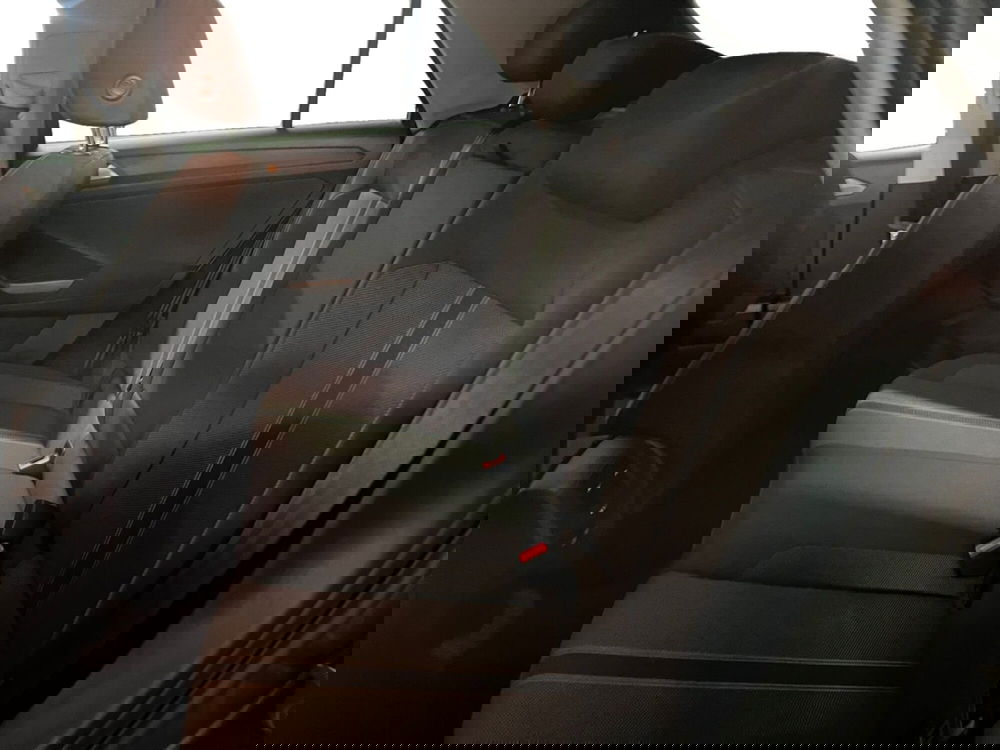 Volkswagen T-Roc usata a Modena (13)