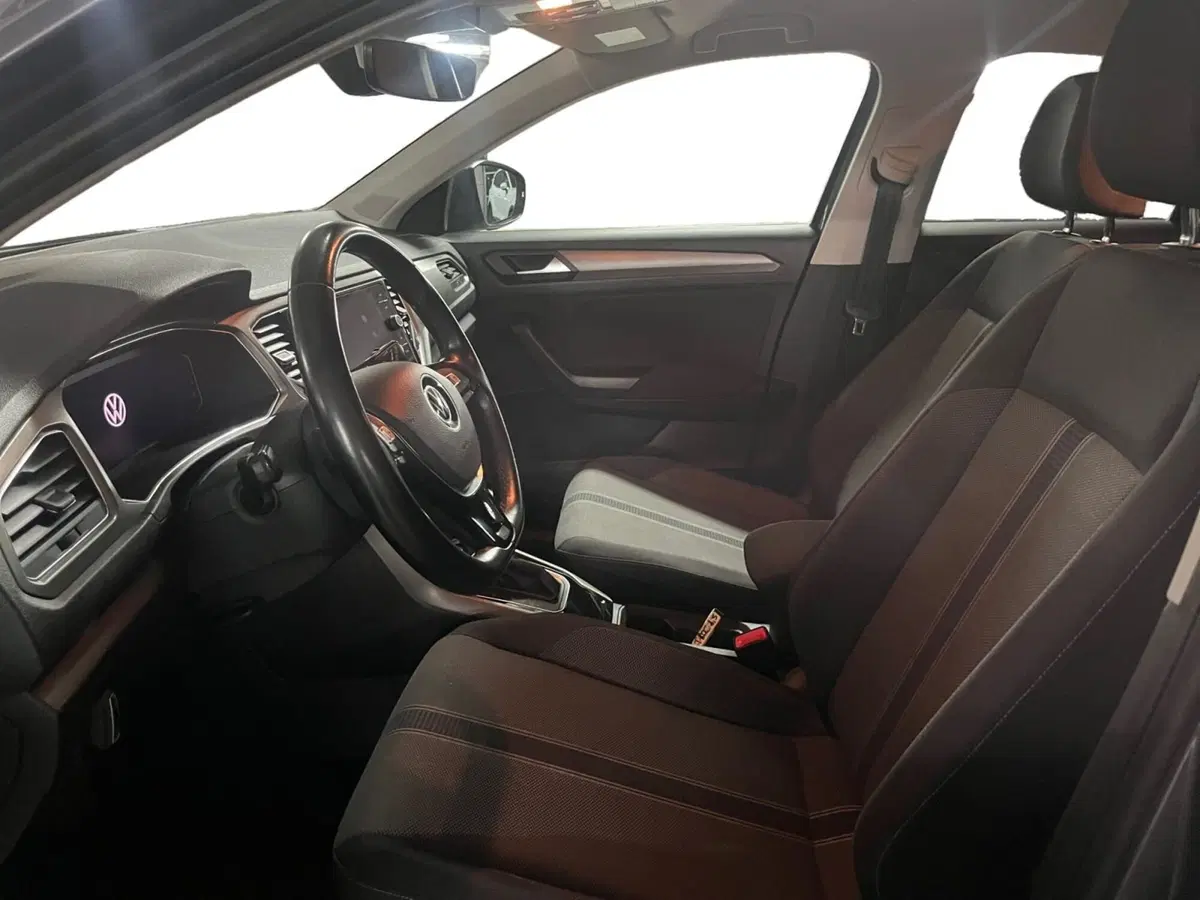 Volkswagen T-Roc usata a Modena (9)